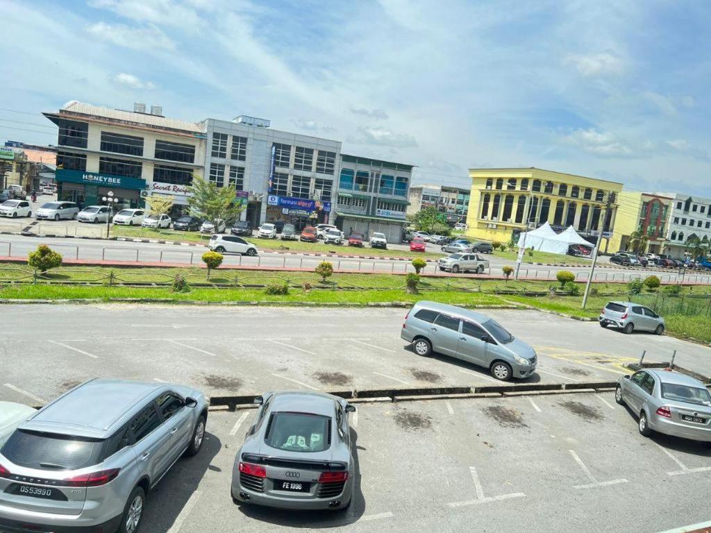 Mega Inn Sri Aman Simanggang Exteriör bild
